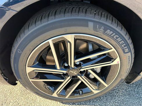 New 2026 Genesis G80 2.5T Advanced image 11