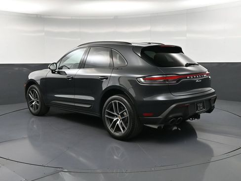 Certified 2023 Porsche Macan Turbo AWD/4WD image 3