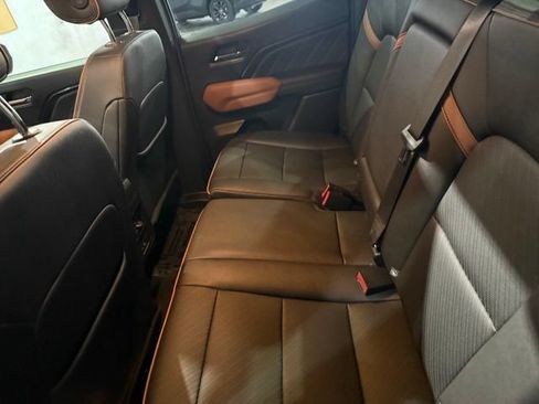 Used 2023 GMC Canyon AT4 w/ AT4 Premium Package AWD/4WD image 31