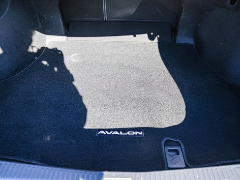 Certified 2019 Toyota Avalon XLE image 25