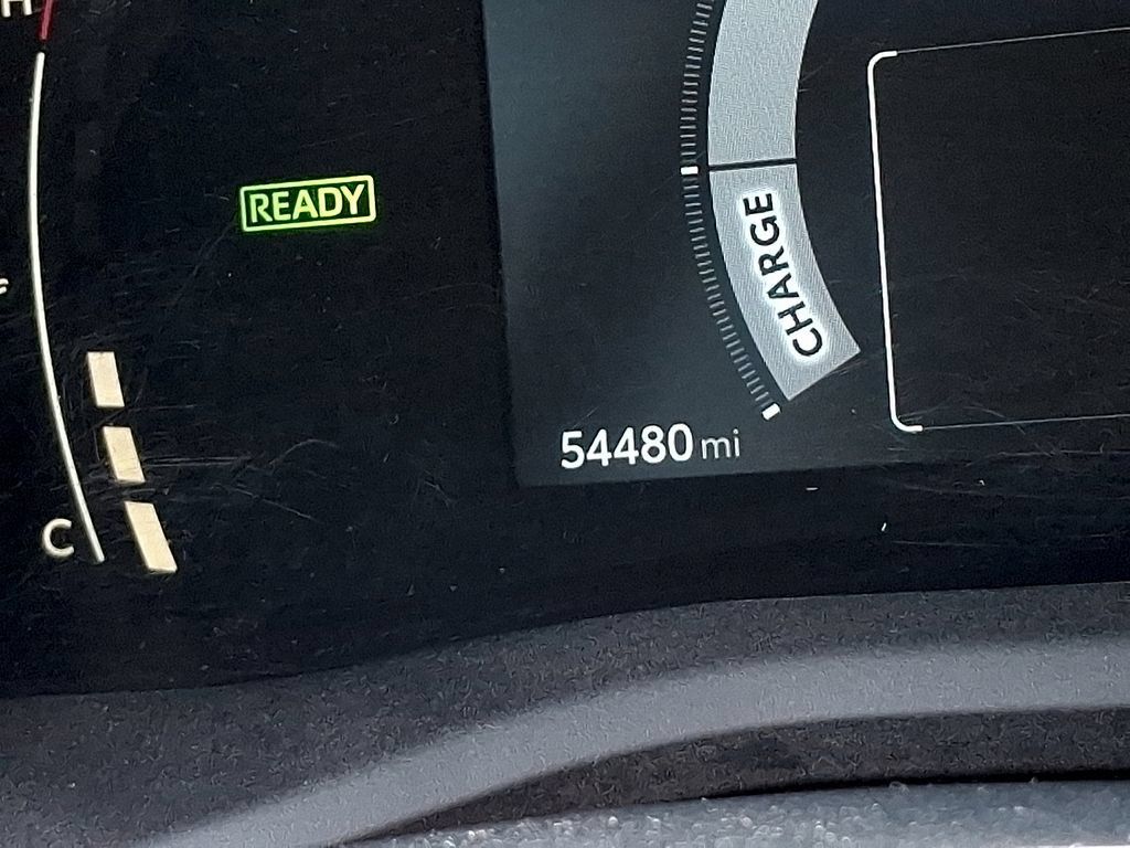 Used 2025 Toyota Camry LE FWD image 19