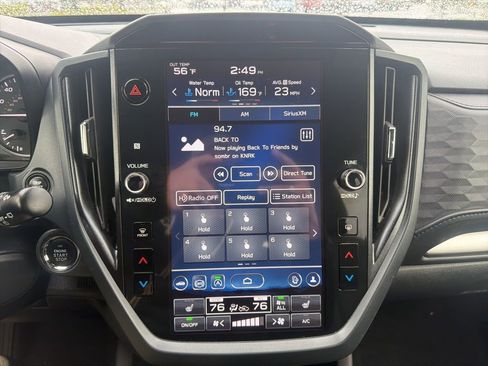 Used 2025 Subaru Forester Premium image 37