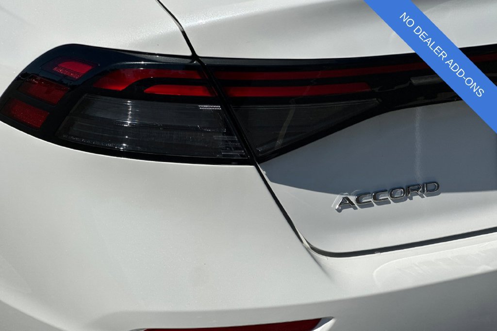 Used 2025 Honda Accord SE image 28