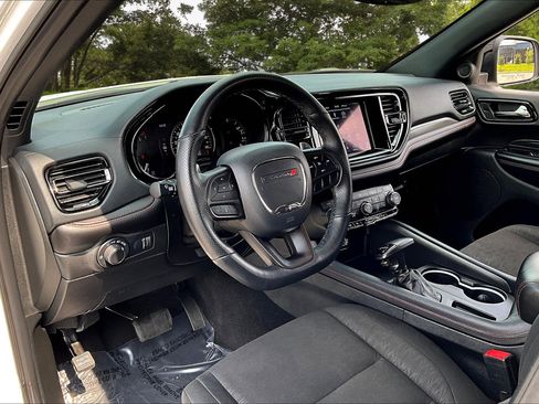 Used 2024 Dodge Durango GT AWD/4WD image 16