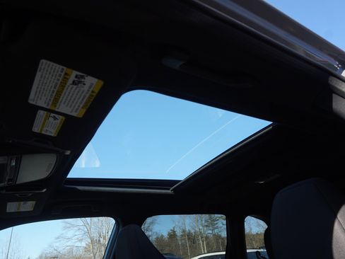 New 2026 Subaru Forester Premium image 9