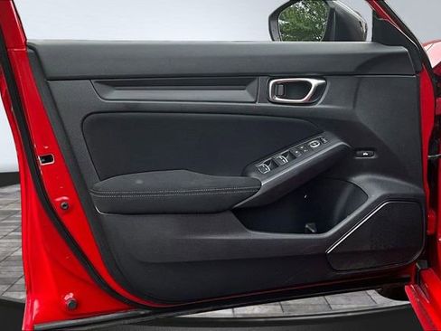 Used 2022 Honda Civic Sport image 19