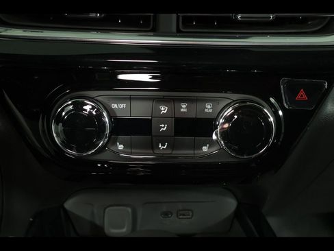 New 2026 Chevrolet Trax ACTIV w/ Driver Confidence Package FWD image 18