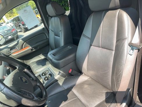 Used 2008 Chevrolet Silverado 1500 LTZ w/ Suspension Package, Off-Road AWD/4WD image 12