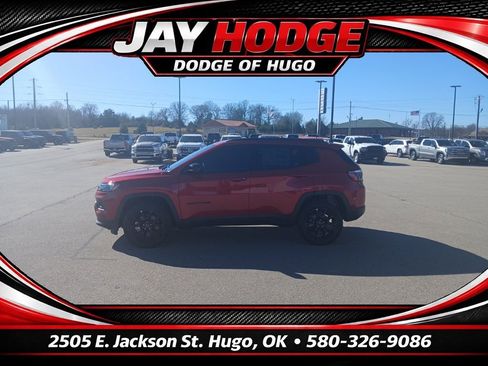 New 2026 Jeep Compass Latitude image 4