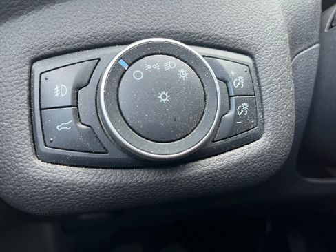 Used 2017 Ford Escape SE w/ Equipment Group 201A image 20