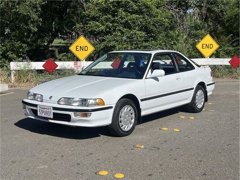 Used 1992 Acura Integra LS FWD image 1