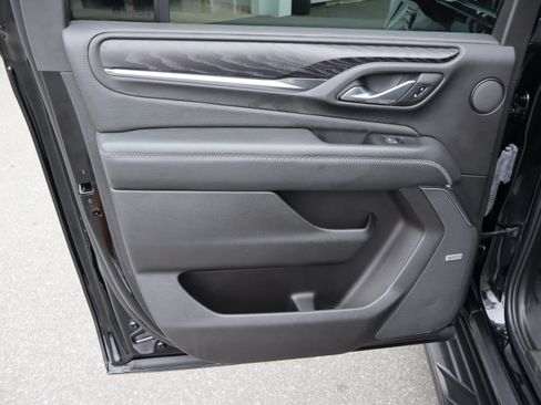Used 2022 GMC Yukon XL Denali AWD/4WD image 33