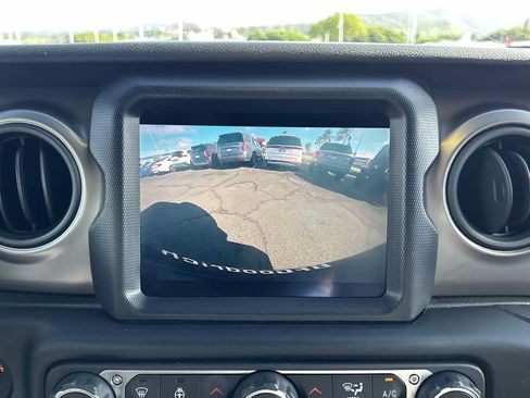 Used 2021 Jeep Wrangler Unlimited Sport AWD/4WD image 21