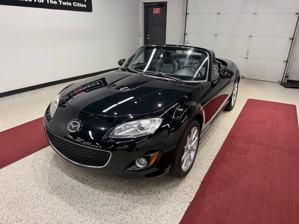 Used 2012 MAZDA MX-5 Miata Grand Touring w/ Premium Pkg RWD image 4
