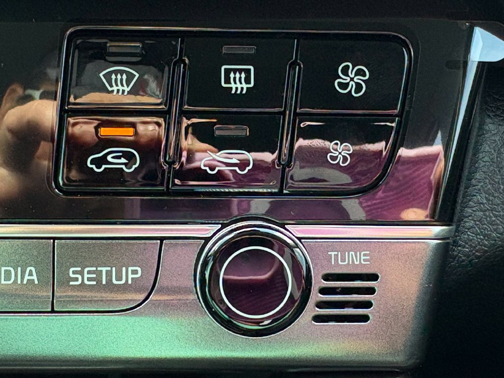 New 2026 Kia Seltos SX AWD/4WD image 28