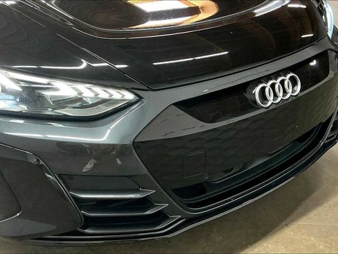 Used 2023 Audi e-tron GT Premium Plus image 32