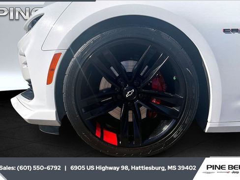 Used 2021 Chevrolet Camaro SS w/ Redline Edition image 7