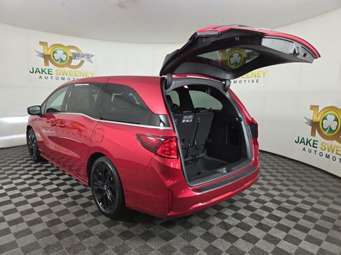 Used 2025 Honda Odyssey Sport-L image 32