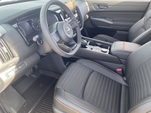 New 2025 Nissan Pathfinder Rock Creek image 19