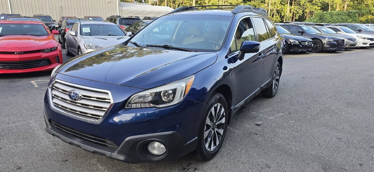 Used 2015 Subaru Outback 2.5i Limited AWD/4WD image 1