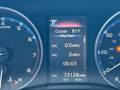 Used 2018 Toyota RAV4 Adventure AWD/4WD image 51