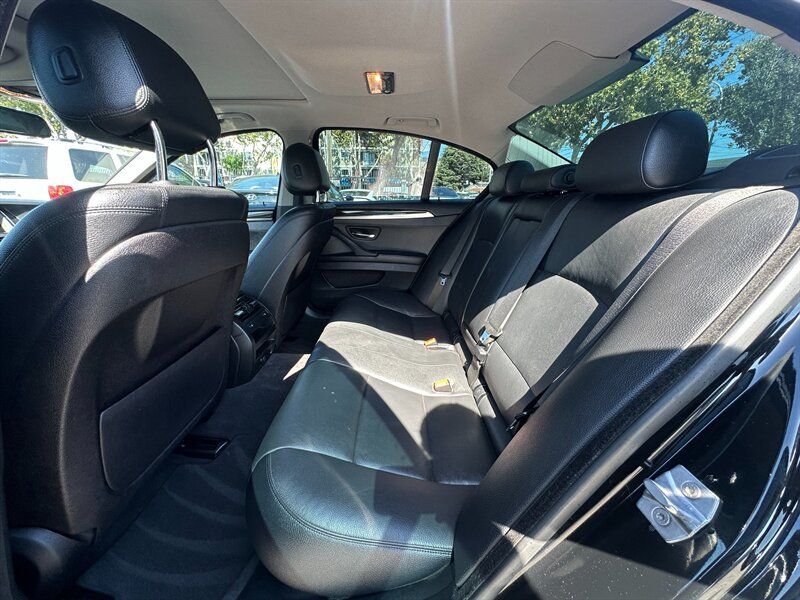Used 2015 BMW 528i xDrive Sedan AWD/4WD image 17