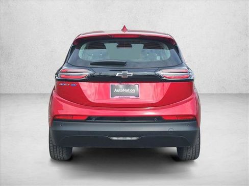 Certified 2023 Chevrolet Bolt LT w/ Infotainment Package FWD image 7