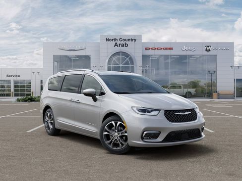 New 2026 Chrysler Pacifica Pinnacle image 6