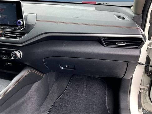 Used 2021 Nissan Altima 2.5 SR image 23