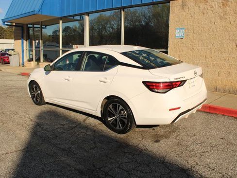 Used 2023 Nissan Sentra SV image 4