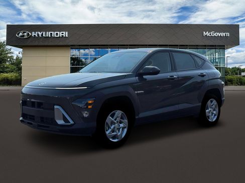 New 2026 Hyundai Kona SE image 2