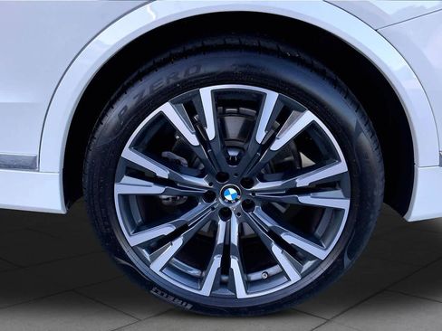 Used 2025 BMW X7 xDrive40i AWD/4WD image 11