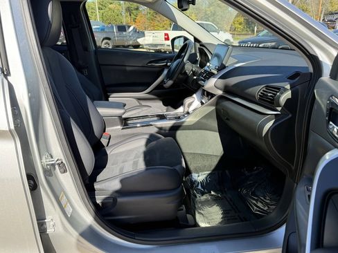 Used 2024 Mitsubishi Eclipse Cross SE image 31