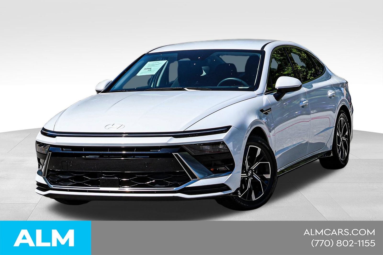 Used 2025 Hyundai Sonata SEL FWD image 1