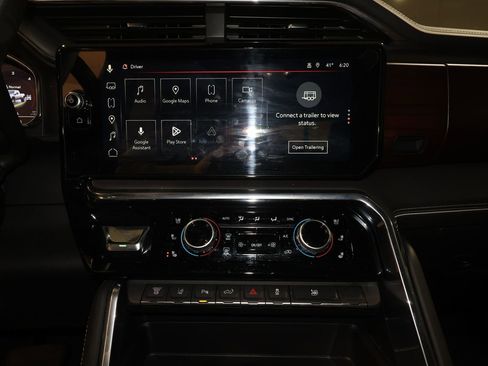 Certified 2025 GMC Sierra 3500 Denali Ultimate image 19