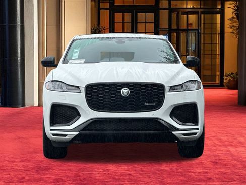 New 2025 Jaguar F-PACE R-Dynamic S image 7