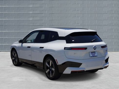 Certified 2024 BMW iX xDrive50 AWD/4WD image 3