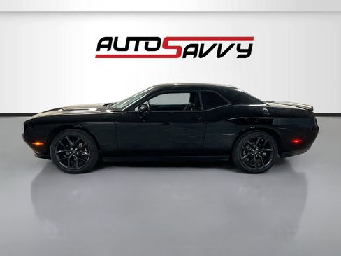 Used 2023 Dodge Challenger SXT w/ Blacktop Package RWD image 4