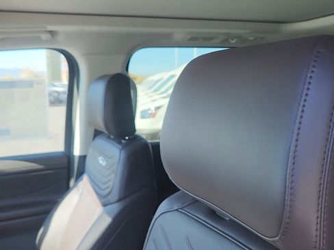 New 2025 Ford Expedition Platinum w/ Platinum Ultimate Package image 16