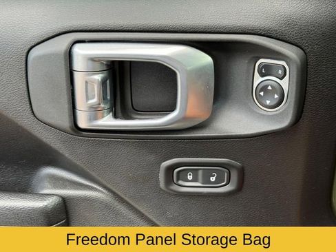 Used 2023 Jeep Gladiator Rubicon image 26