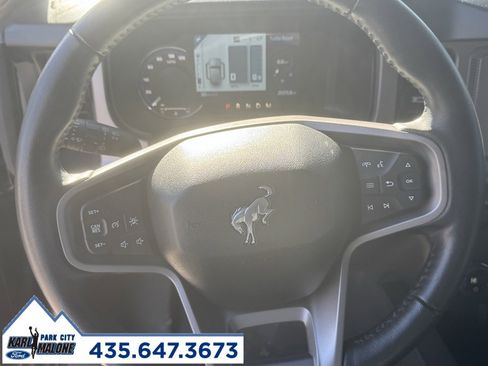 Used 2023 Ford Bronco Outer Banks image 12