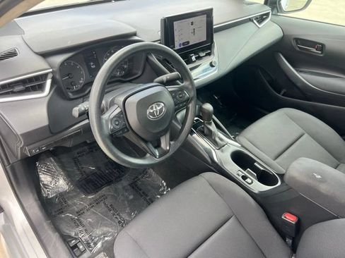 Used 2023 Toyota Corolla LE FWD image 12