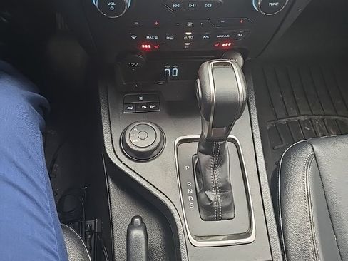 Used 2023 Ford Ranger Lariat w/ Equipment Group 501A High image 6