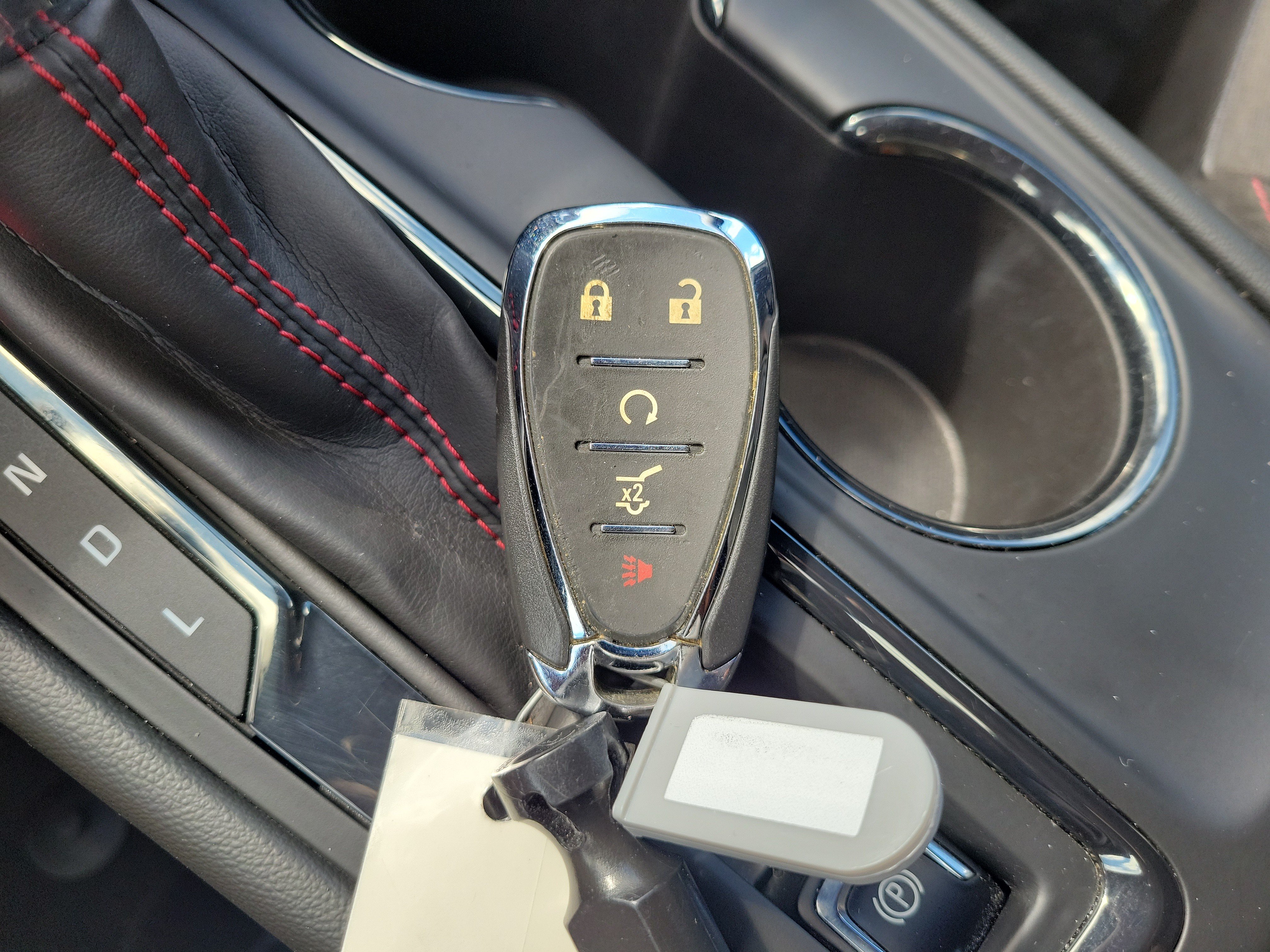 Used 2022 Chevrolet Equinox RS w/ Infotainment Package FWD image 30