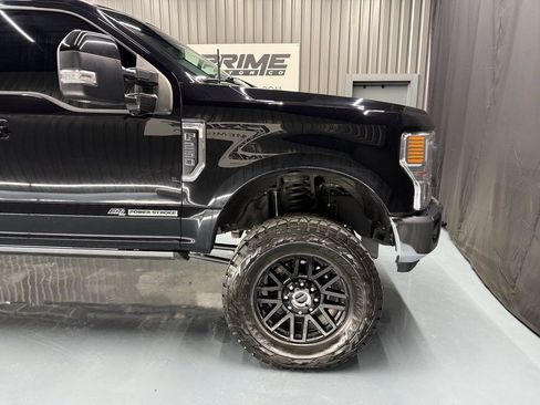 Used 2022 Ford F250 Lariat w/ Lariat Ultimate Package image 11