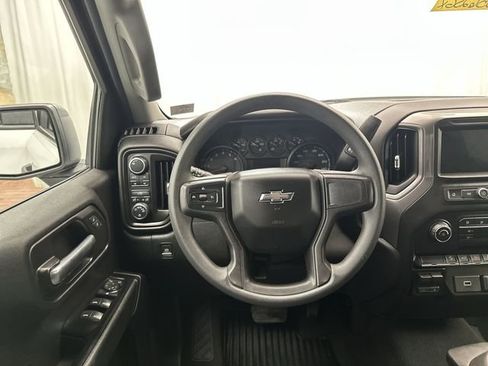 Used 2019 Chevrolet Silverado 1500 Custom Trail Boss w/ Custom Convenience Package image 15