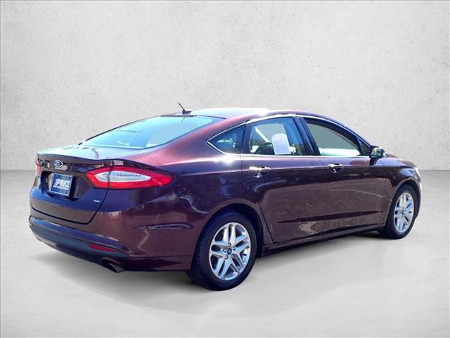 Used 2013 Ford Fusion SE FWD image 4