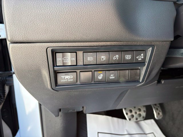Used 2025 Toyota Sequoia TRD Pro AWD/4WD image 27