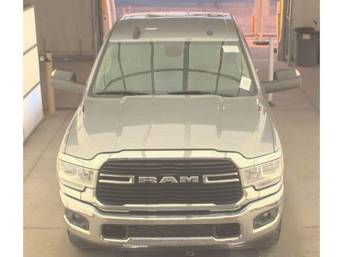 Used 2020 RAM 2500 Big Horn AWD/4WD image 3