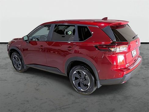 Used 2026 Nissan Rogue SV w/ Cold Weather Package image 2